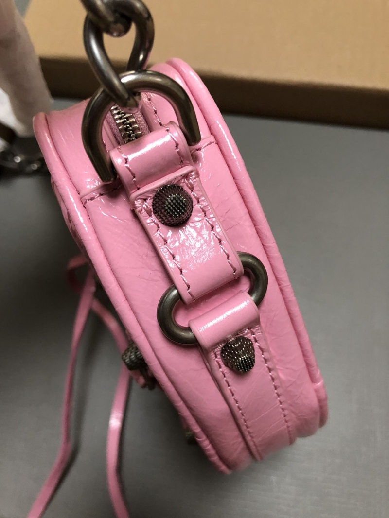 Ba1en*iaga le cagole bags